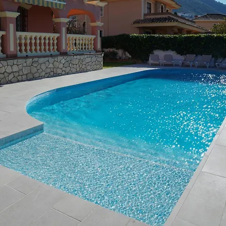 Fabulosa En Alhaurin Familias Con Piscina Privada * ألاورين ذي ر تورّي